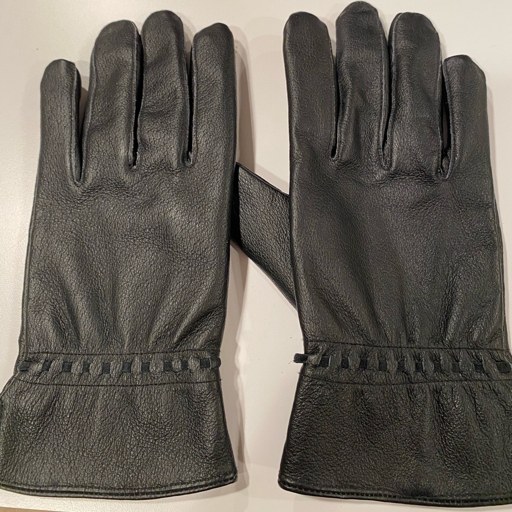 Women’s One Size leather gloves
